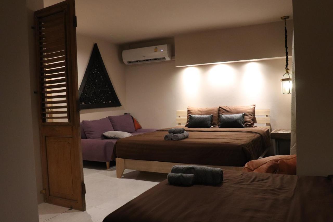 דירה 8th House @ Center Of Chiangmai Old Town *