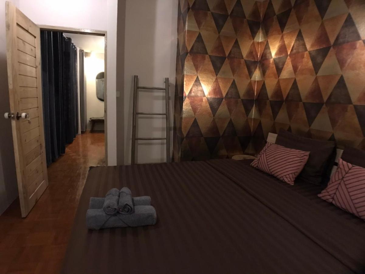 8th House @ Center Of Chiangmai Old Town צ'יאנג מאי