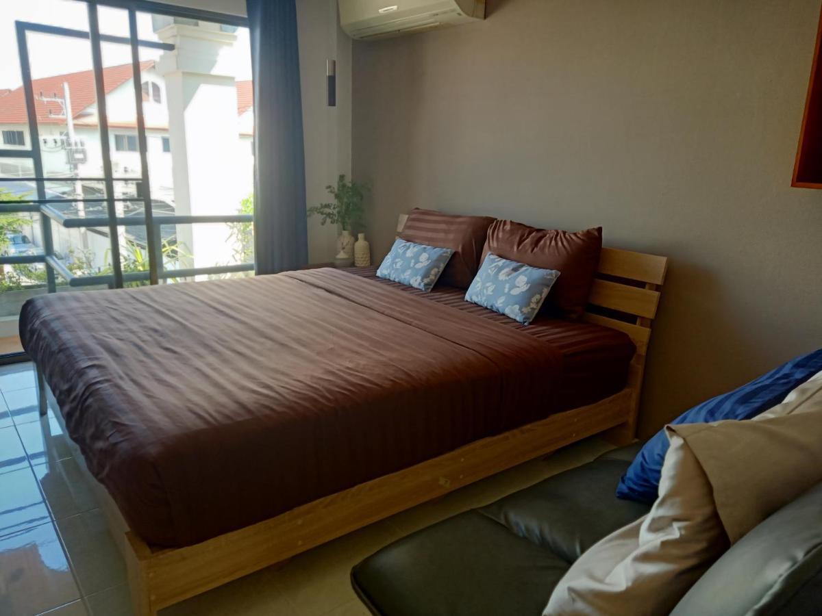 8th House @ Center Of Chiangmai Old Town Apartment Chiang Mai