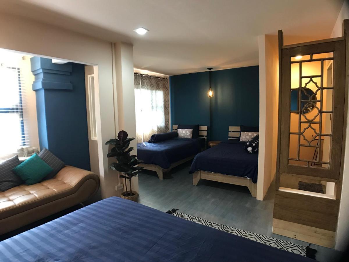 8th House @ Center Of Chiangmai Old Town Apartment Chiang Mai